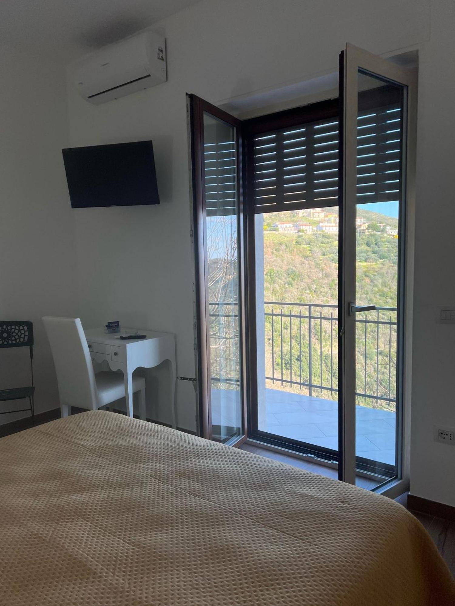 Hotel Dente Di Leone San Mauro Cilento Zewnętrze zdjęcie
